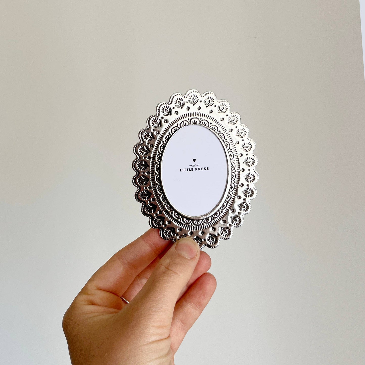 Faux Tin ~ Oval travel/desk photo frame ~ Silver