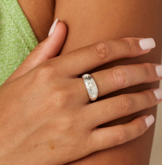 Alina Ring - Toni May