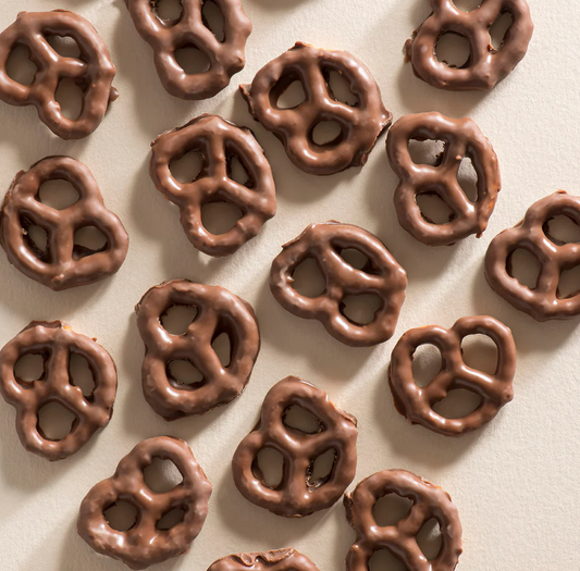 Milk Choc Coated Pretzel 80g