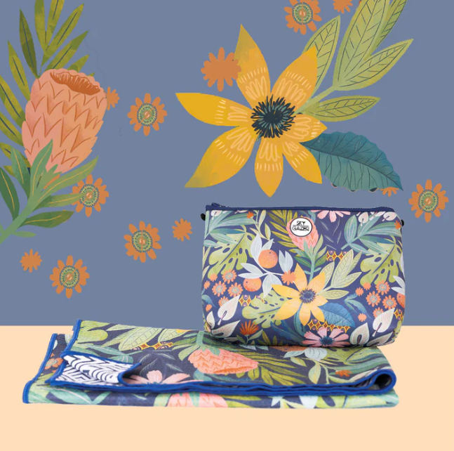 The Twilight Sand Free Towel - Sky Gazer