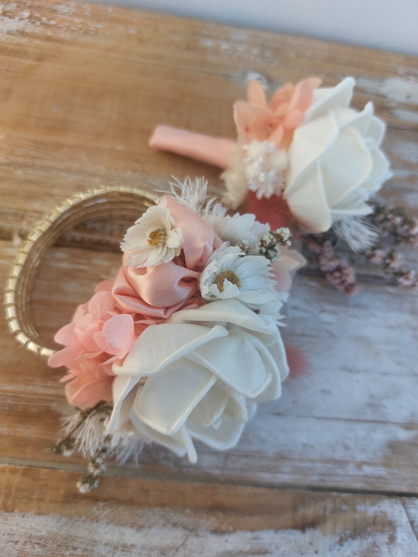 Corsages & Buttonholes
