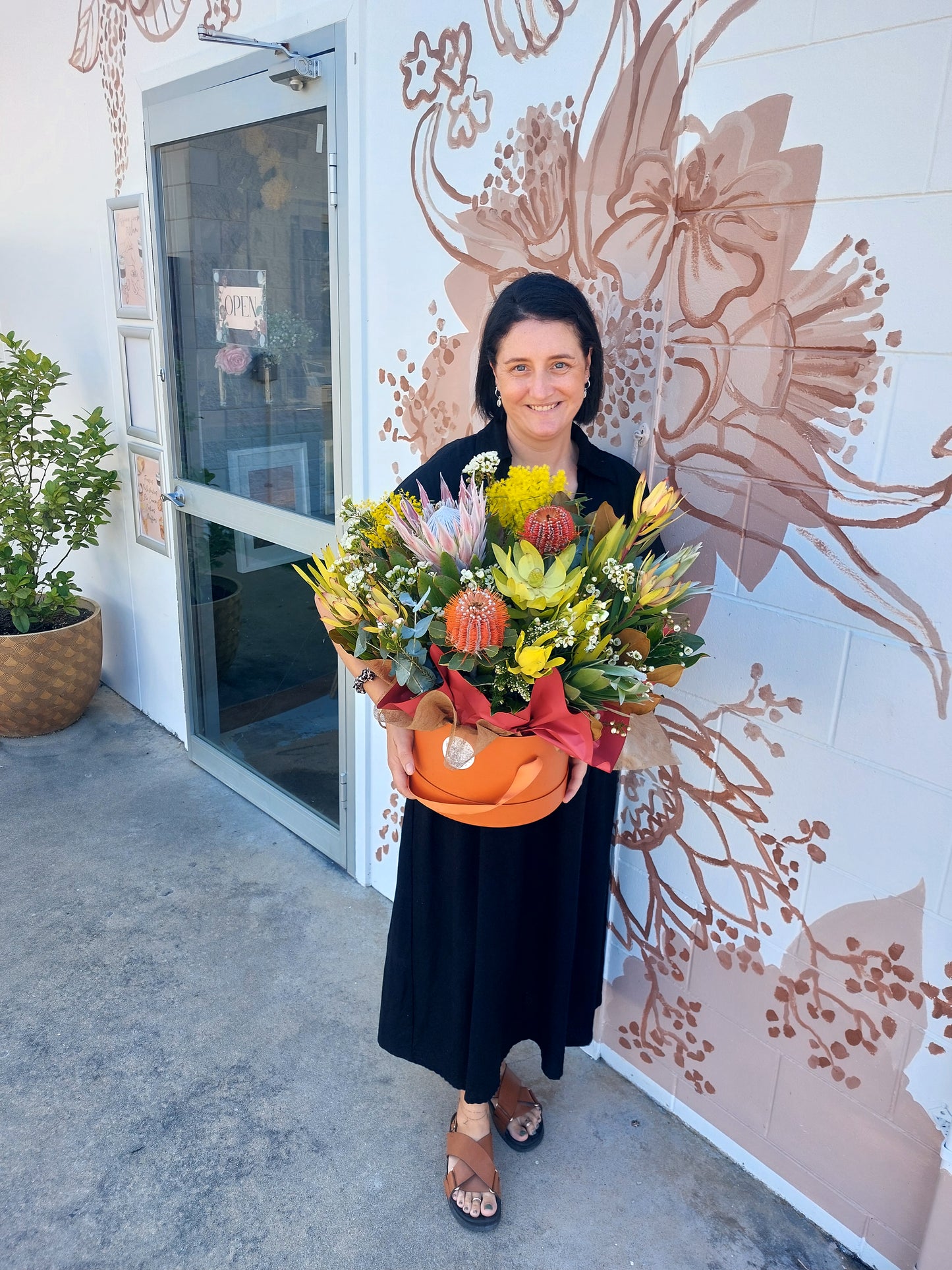 Mothers Day Grand Garden Arrangement ~ Fresh Flowers