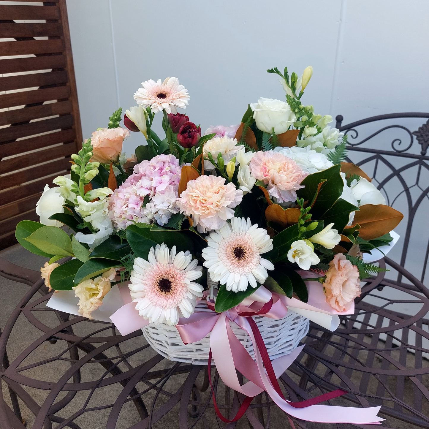 The Lady Diane - Fresh Flowers