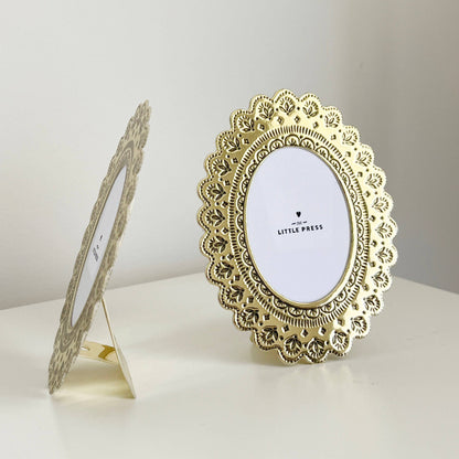 Faux Tin ~ Oval travel/desk photo frame ~ Gold