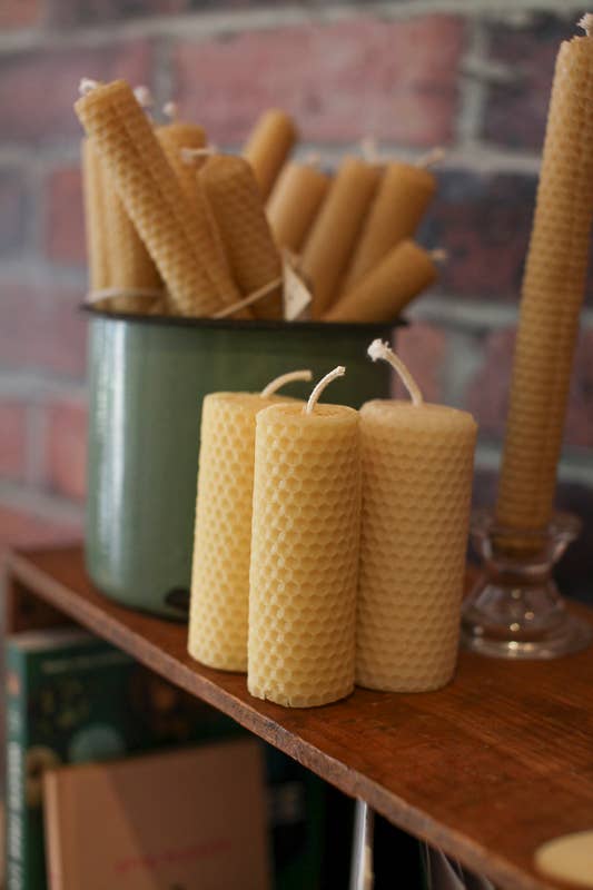 Beeswax rolled candle - 12cm tall