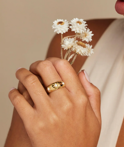 Alina Ring - Toni May