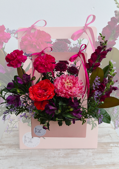 Mums Bloom Box ~ Fresh Flowers