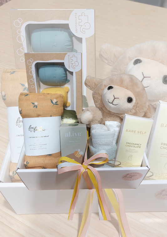 Little Lamb Baby Hamper
