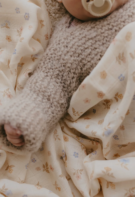 Organic Muslin Wraps & Swaddles
