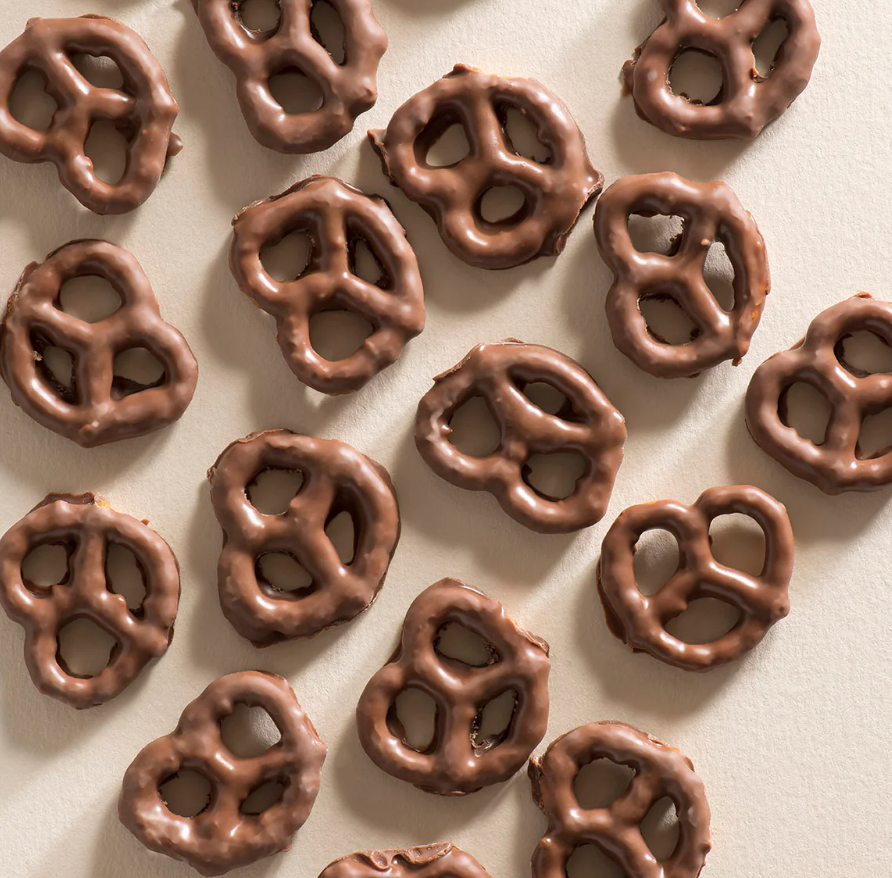 Milk Choc Coated Pretzel 80g